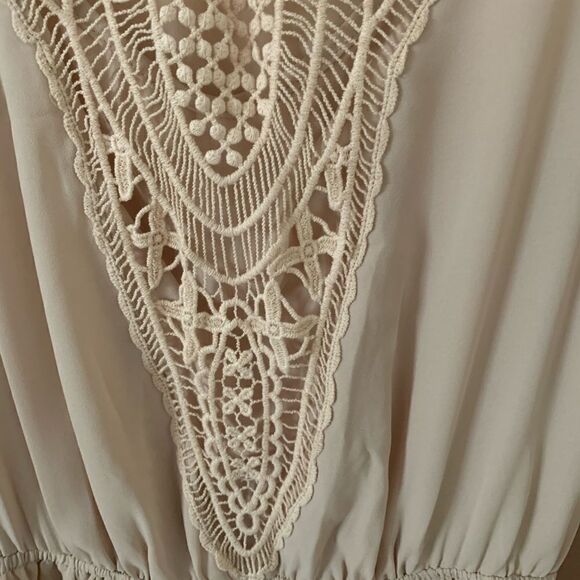 Forever 21 Nude Neutral Boho Crochet Peplum Blouse - Picture 5 of 9